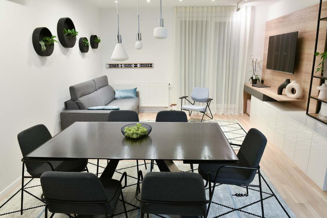 Astra Urban Garden Apartment, 2 Garage Parking Spaces Zagreb Dış mekan fotoğraf