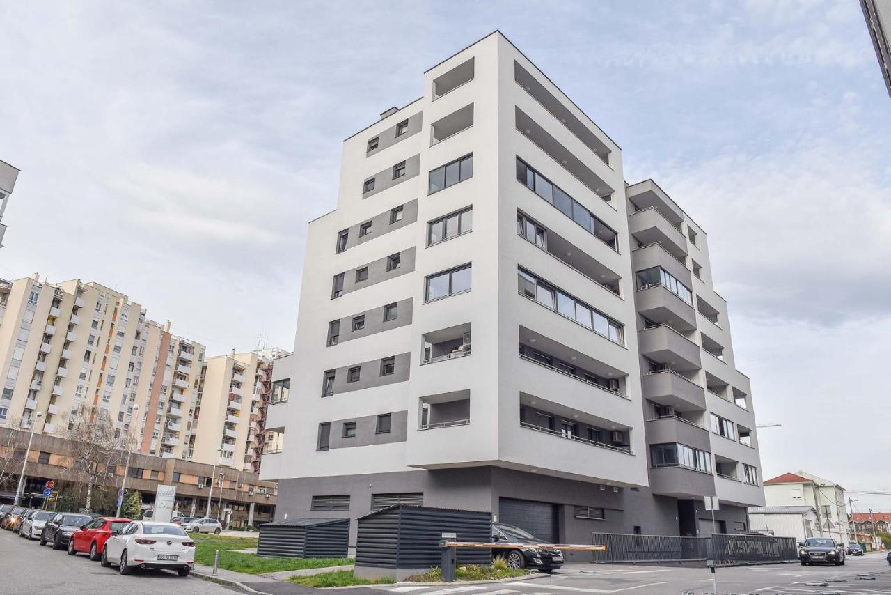 Astra Urban Garden Apartment, 2 Garage Parking Spaces Zagreb Dış mekan fotoğraf