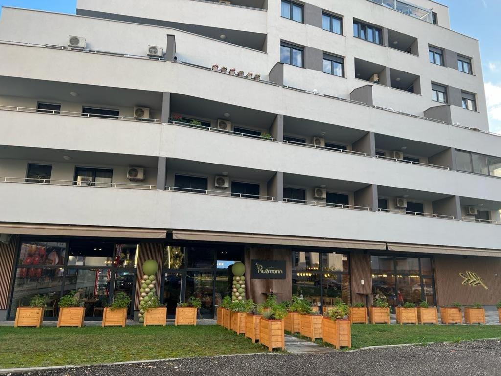 Astra Urban Garden Apartment, 2 Garage Parking Spaces Zagreb Dış mekan fotoğraf
